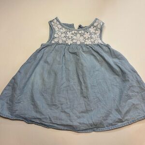 GAP Gray and White Pleated Sundress Sleeveless Casual